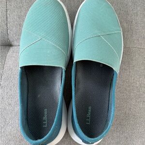 L.L. Bean Women's Teal Slip-On Sneakers Size 7
